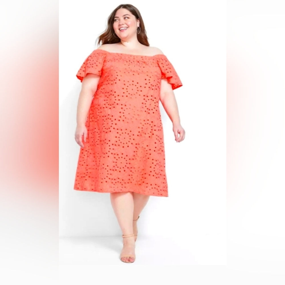Like new - orange Brittany orange eyelet dress